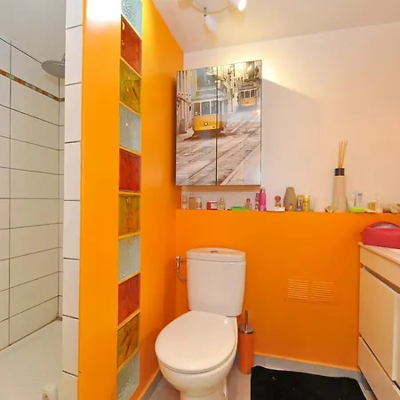 House With 5 Bedrooms In With Wonderful City View Enclosed Garden And Wifi 펜션